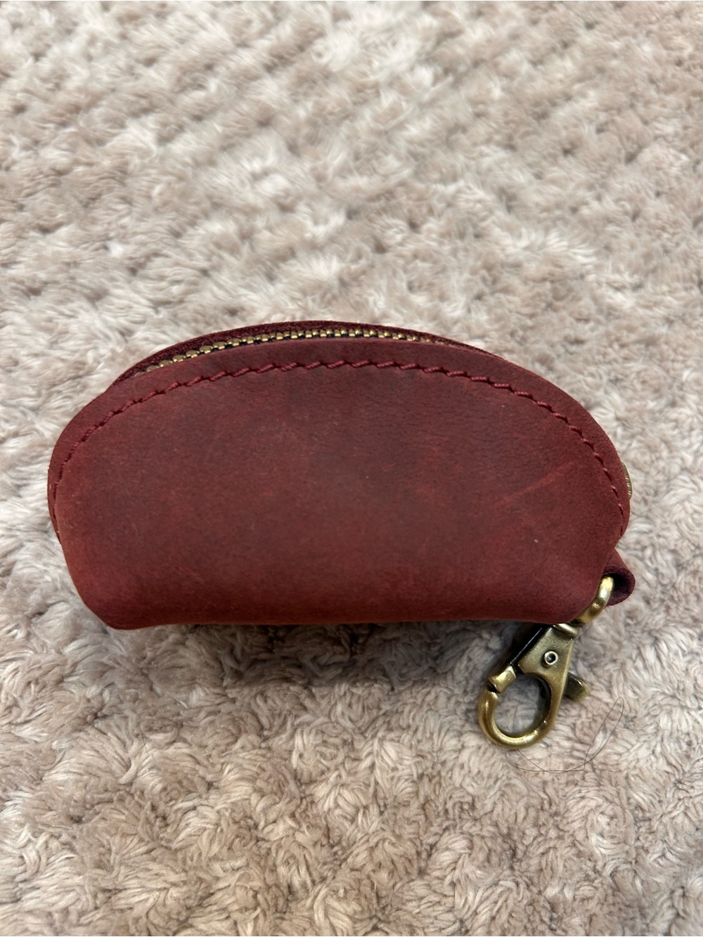 BNNU: Portland Leather Goods Taco Pouch in Merlot - Picture 2 of 4